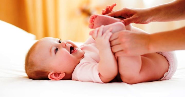 Csípőproblémák csecsemőknél. Segít az orvosi ízületi betegségben