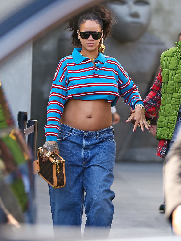 Rihanna terhes