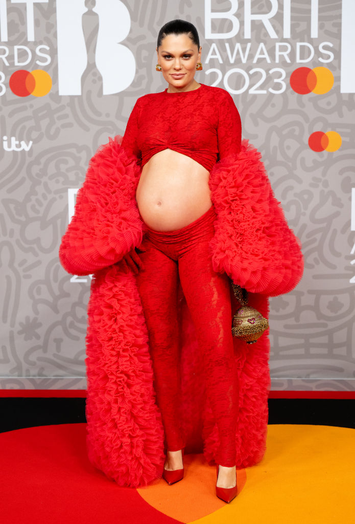 Jessie J terhes