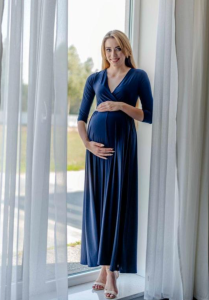 Hosszú sötétkék elegáns kismamaruha 15 750 Ft