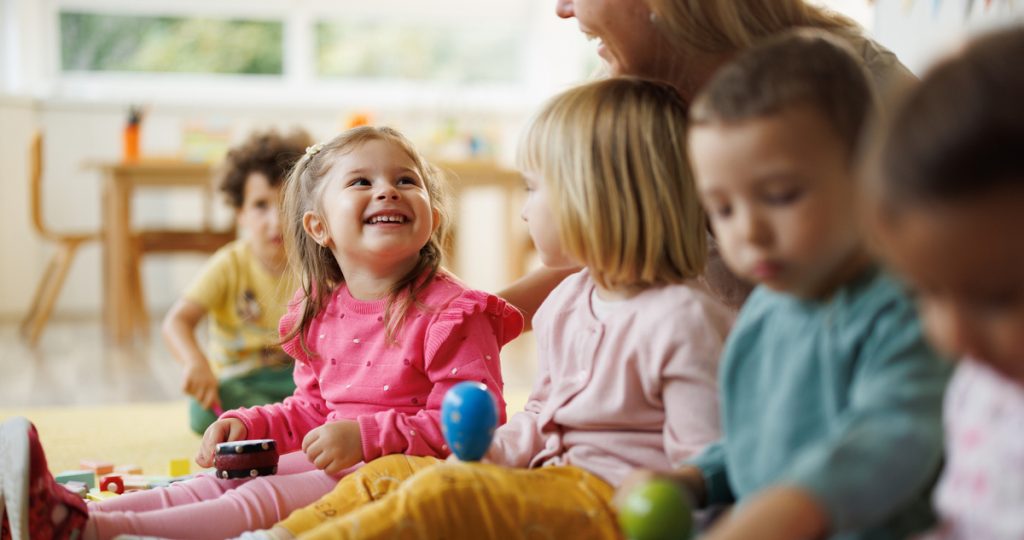 Gyerekek az óvodában, óvodai beszoktatás