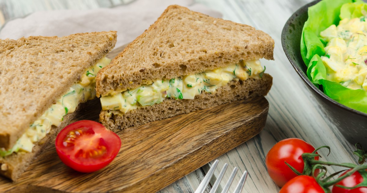 tojáskrémes szendvics