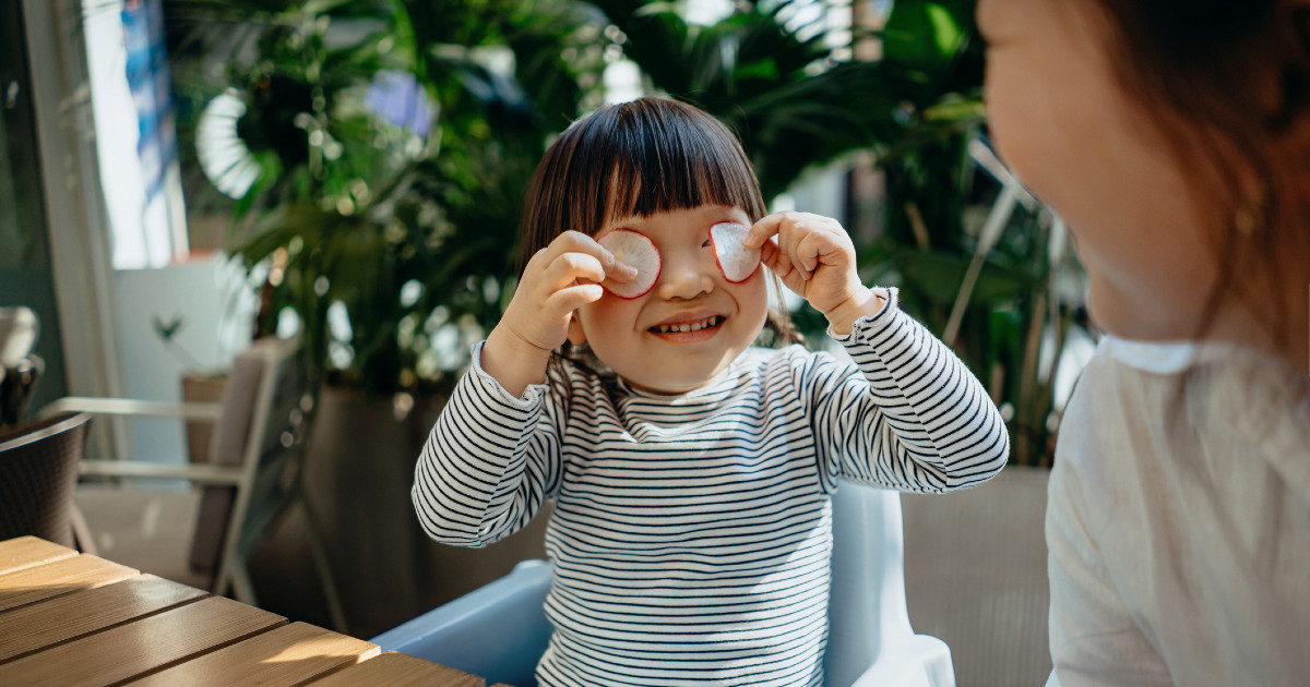 gyerekkel étteremben