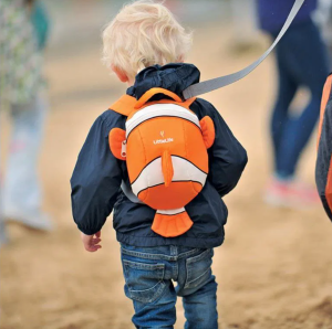 Little Life Clownfish hátizsák biztonsági hevederrel 11 190 Ft