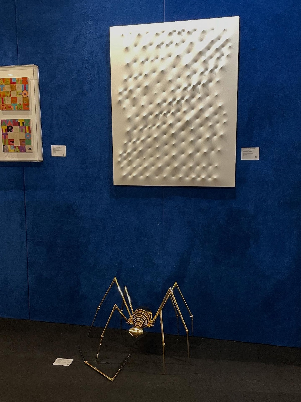 torott aranyszobor - Gyerekszoba Így festett a kitört lábú aranyszobor - Fotó: Carlo Pecorelli, Facebook