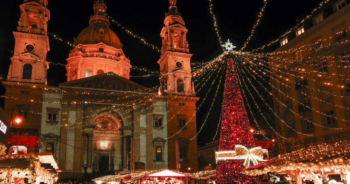 adventi vásár a bazilikánál