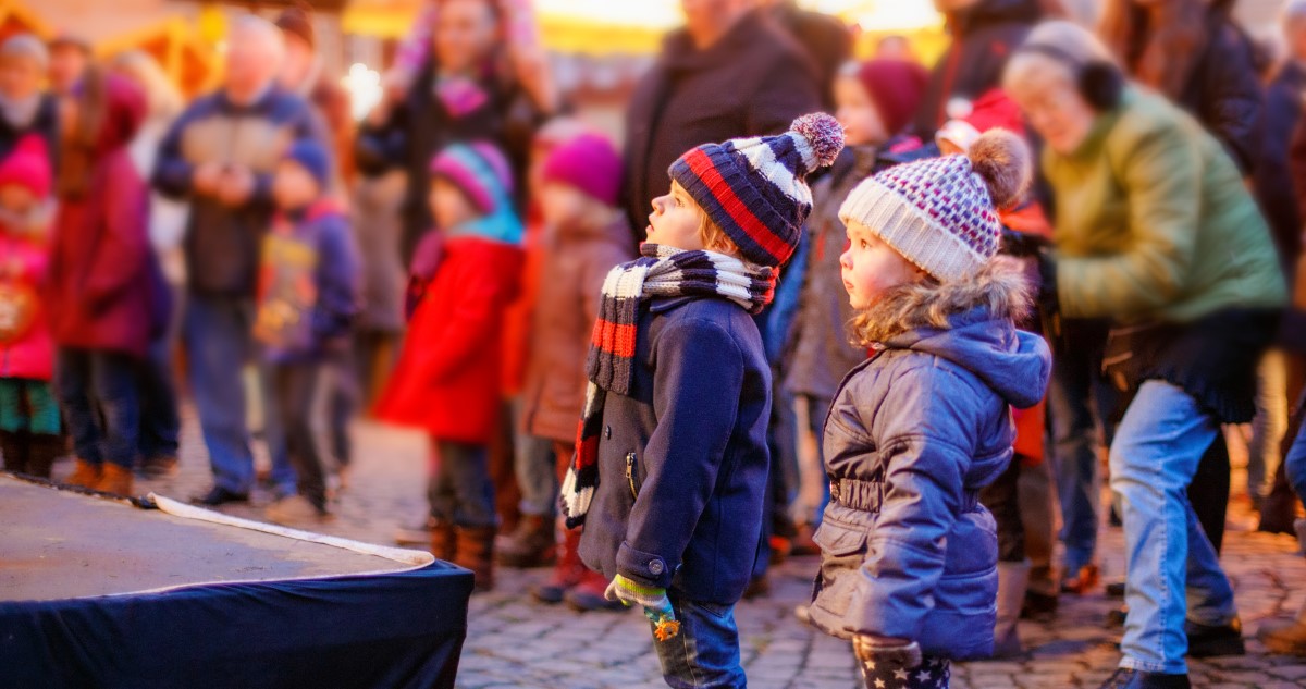 kisgyerekek adventi műsoron