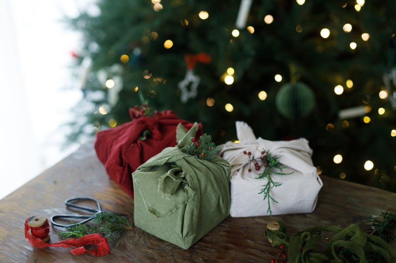 furoshiki piros zold feher - Gyerekszoba furoshiki