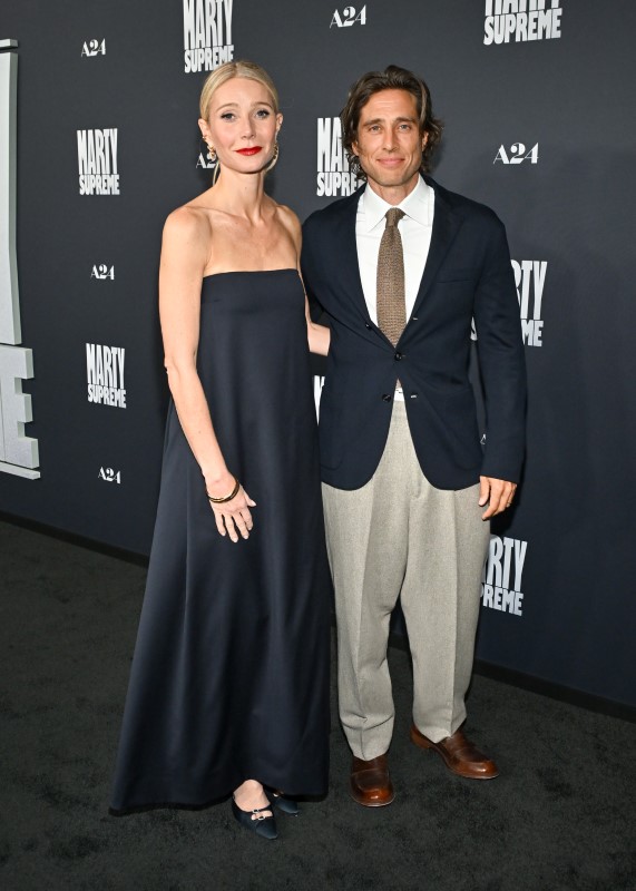 gp bf - Gyerekszoba A színésznő és férje, Brad Falchuk. (Fotó: Michael Buckner/Variety via Getty Images)
