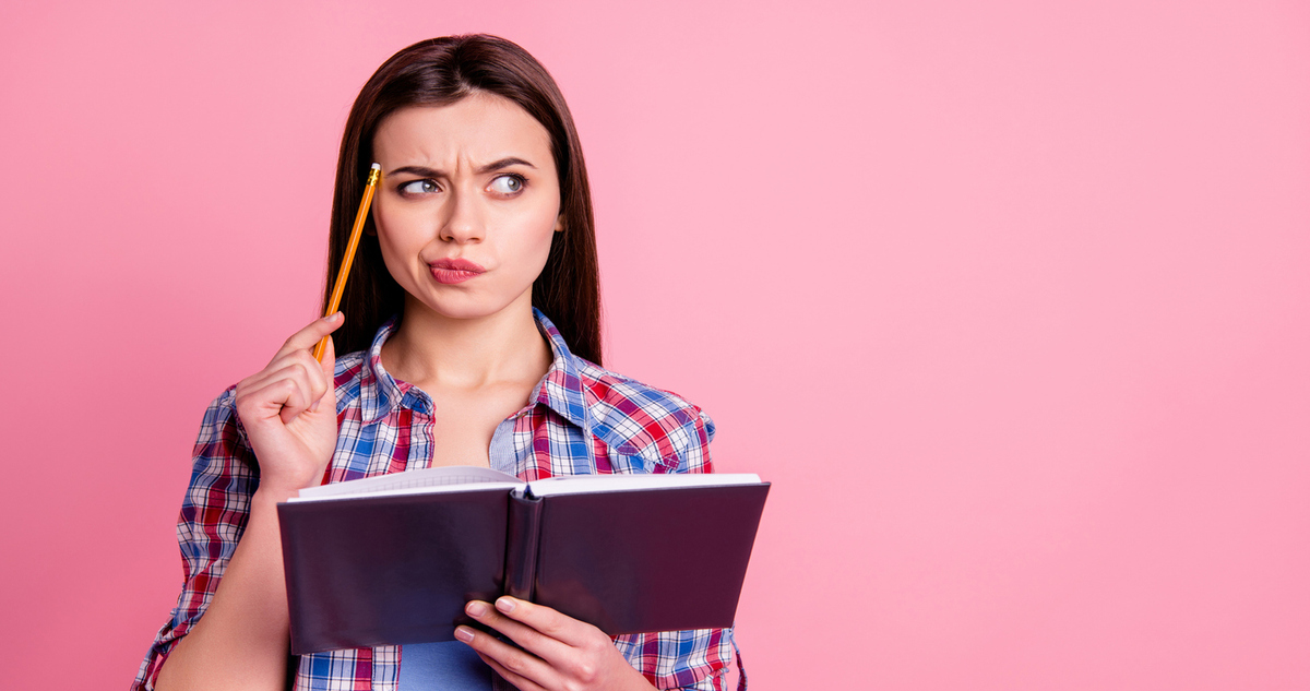 nő naptárral - Gyerekszoba nő naptárral