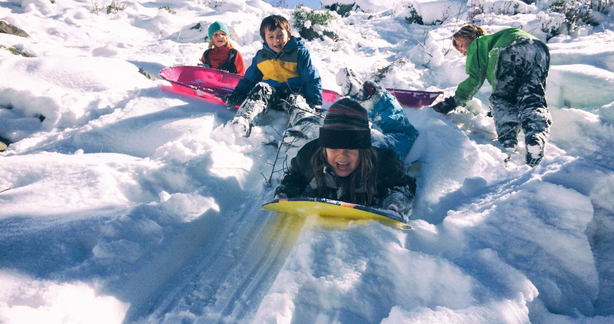 szankozas - Gyerekszoba szánkózás