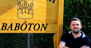 Nyikos Gábor polgármester, Babót - Gyerekszoba Nyikos Gábor polgármester, Babót