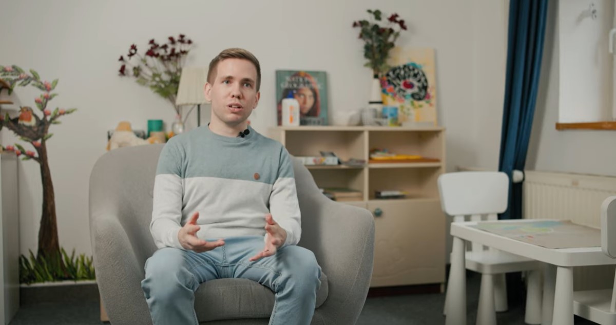 Dr. Bánszky Balázs – Fotó: Videórészlet – K&H gyógyvarázs/YouTube