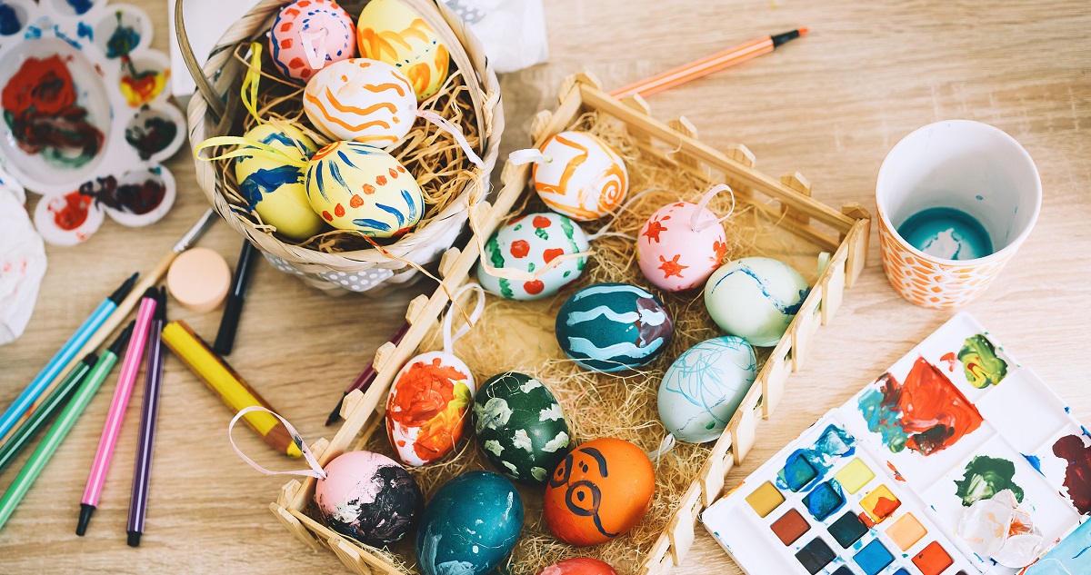 Húsvéti tojásfestés dekoráció