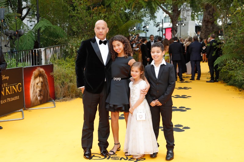Vin Diesel, Hania Riley Sinclair, Vincent Sinclair és Pauline Sinclair Az Oroszlánkirály premieren, 2019 júliusban Londonban