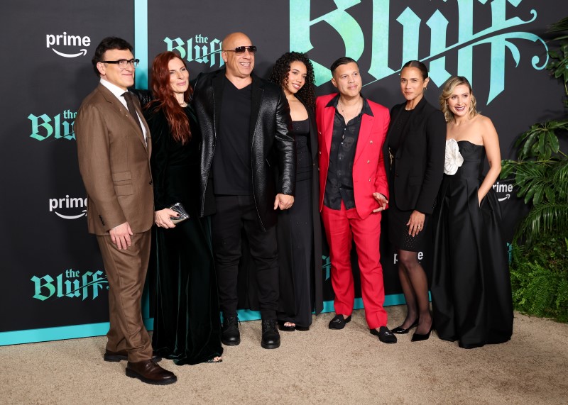 Anthony Russo, Ann Russo, Vin Diesel, Hania Riley Sinclair és Frank E. Flowers a The Bluff premieren