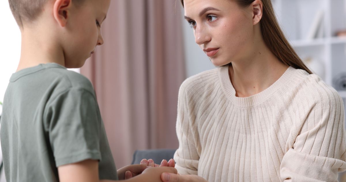 bocsánatkérés, sajnálom