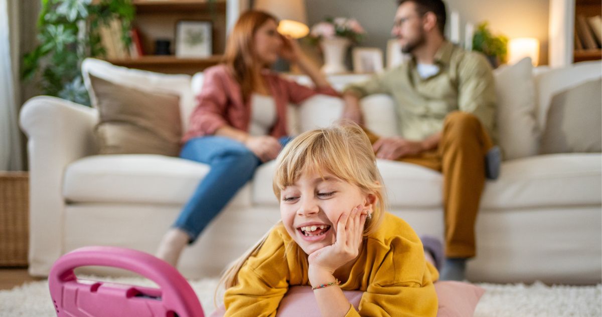 pozitív pletyka kihallgatás