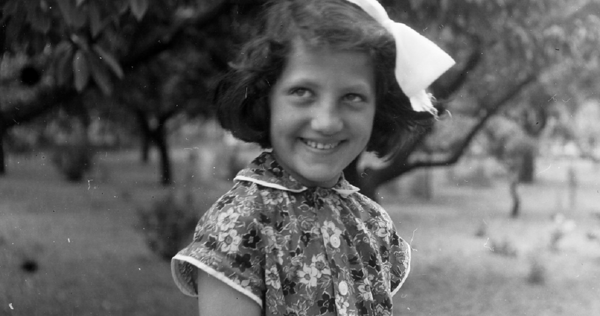 divatos lanynev az 50es evekbol - Gyerekszoba kislány az '50-es évekből