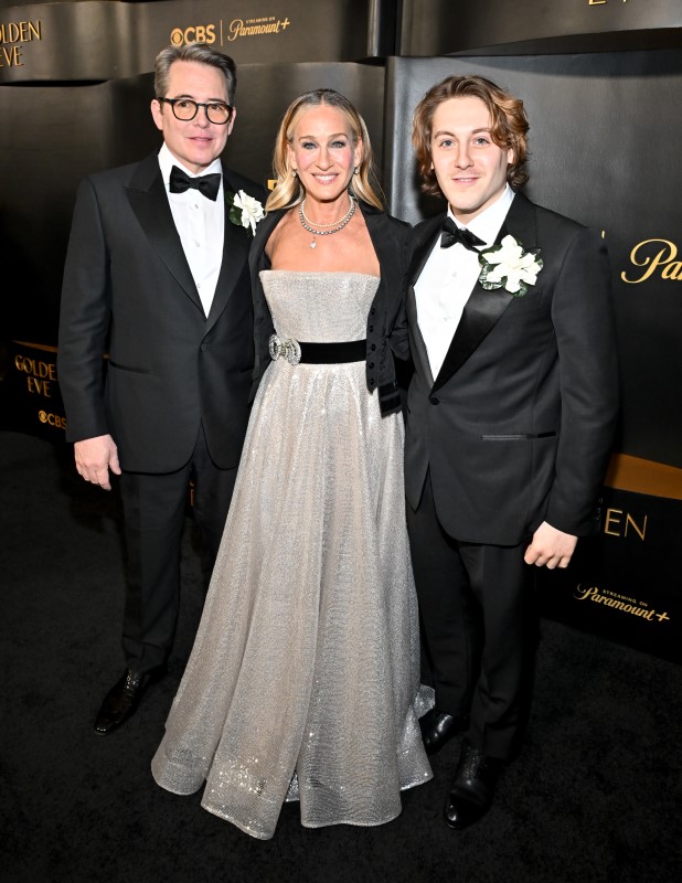 sjp-mb-jwb - Gyerekszoba Matthew Broderick, Sarah Jessica Parker és James Wilkie Broderick a Golden Eve rendezvényen januárban. (Fotó: Michael Buckner/Penske Media via Getty Images)