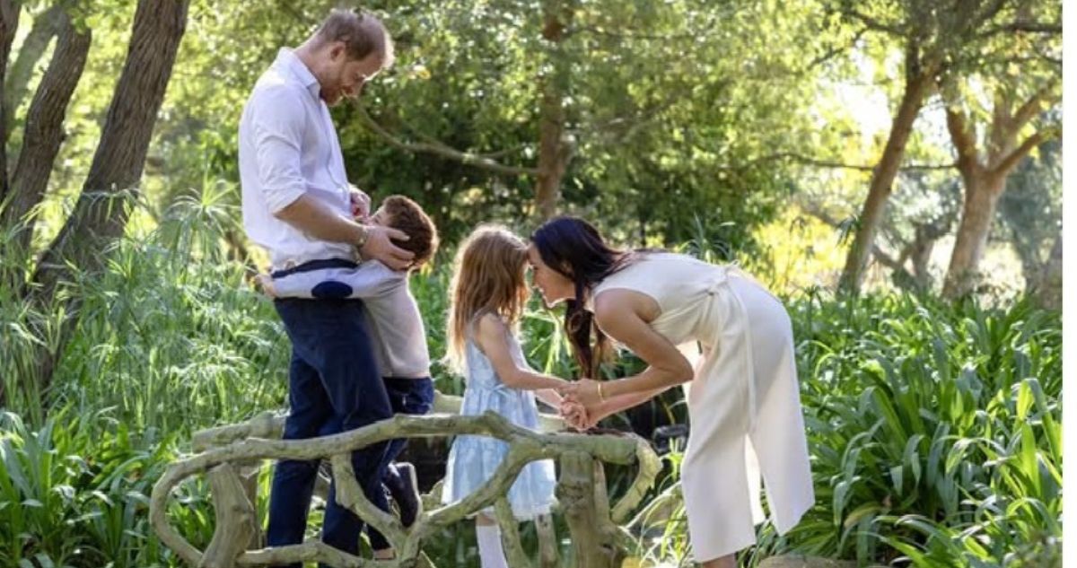 Harry herceg gyerekeivel és feleségével (Fotó: Instagram/Meghan Markle)