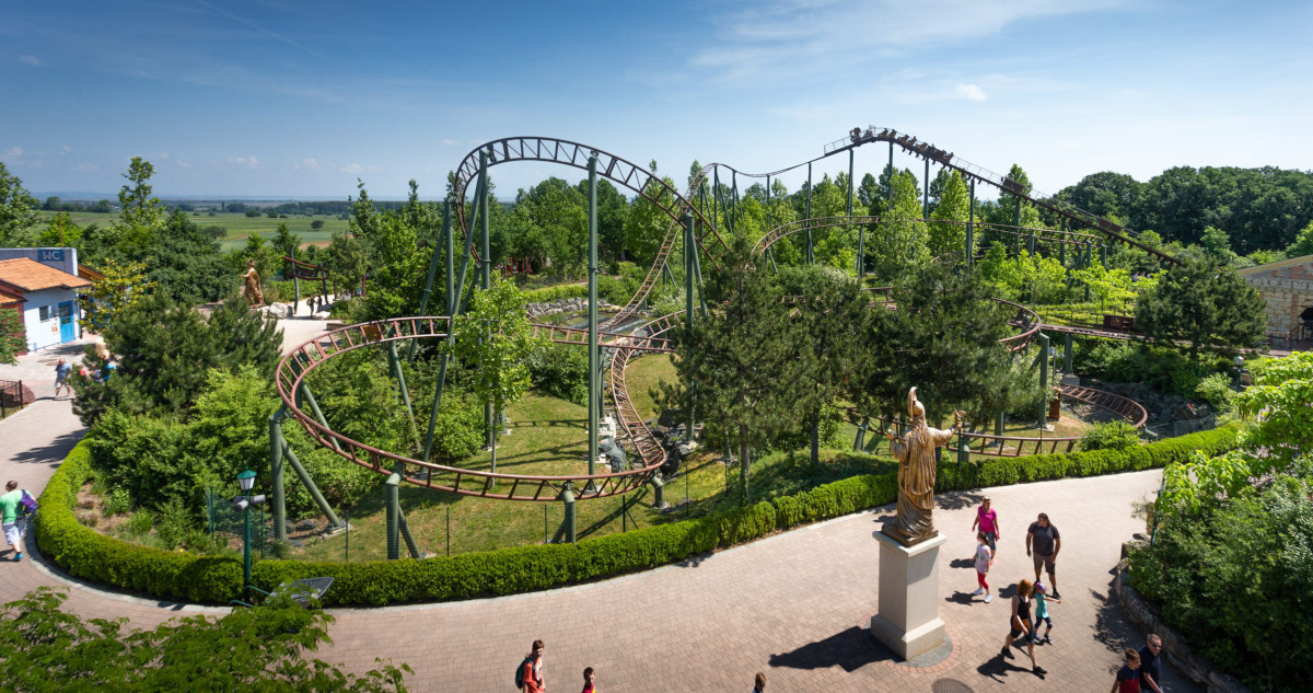 A Familypark Soprontól mindössze 20 km-re, az osztrák határ mellett várja a családokat egy egész napos kikapcsolódásra