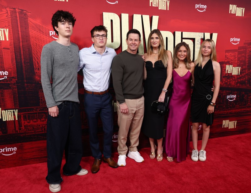 Brendan Joseph Wahlberg, Michael Wahlberg, Mark Wahlberg, Rhea Durham, Ella Rae Wahlberg és Grace Margaret Wahlberg (Fotó: Cindy Ord/WireImage)