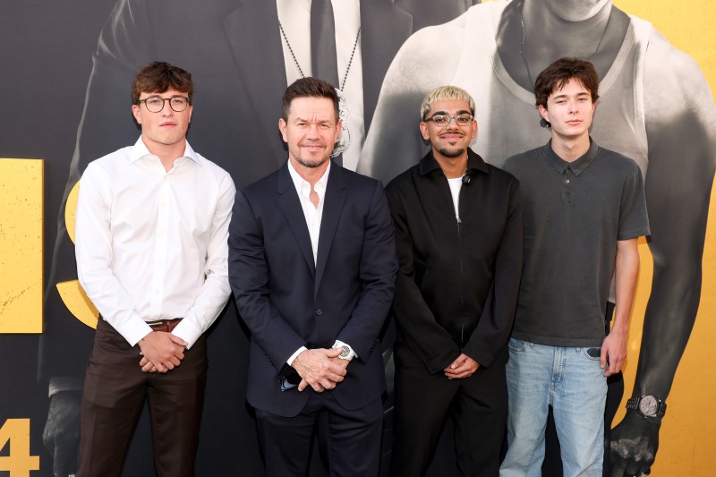 Michael Wahlberg, Mark Wahlberg, Mikyle Rafiq és Brendan Joseph Wahlberg (Fotó: Jesse Grant/Getty Images for Paramount Pictures)