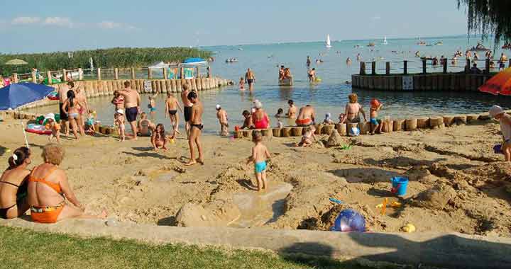 Balatoni nyár - melyik strandra érdemes menni gyerekkel?