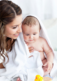 Eg&eacute;szs&eacute;ges, vid&aacute;m bab&aacute;k &eacute;s anyuk&aacute;k k&iacute;v&uuml;l-bel&uuml;l vegyszermentesen